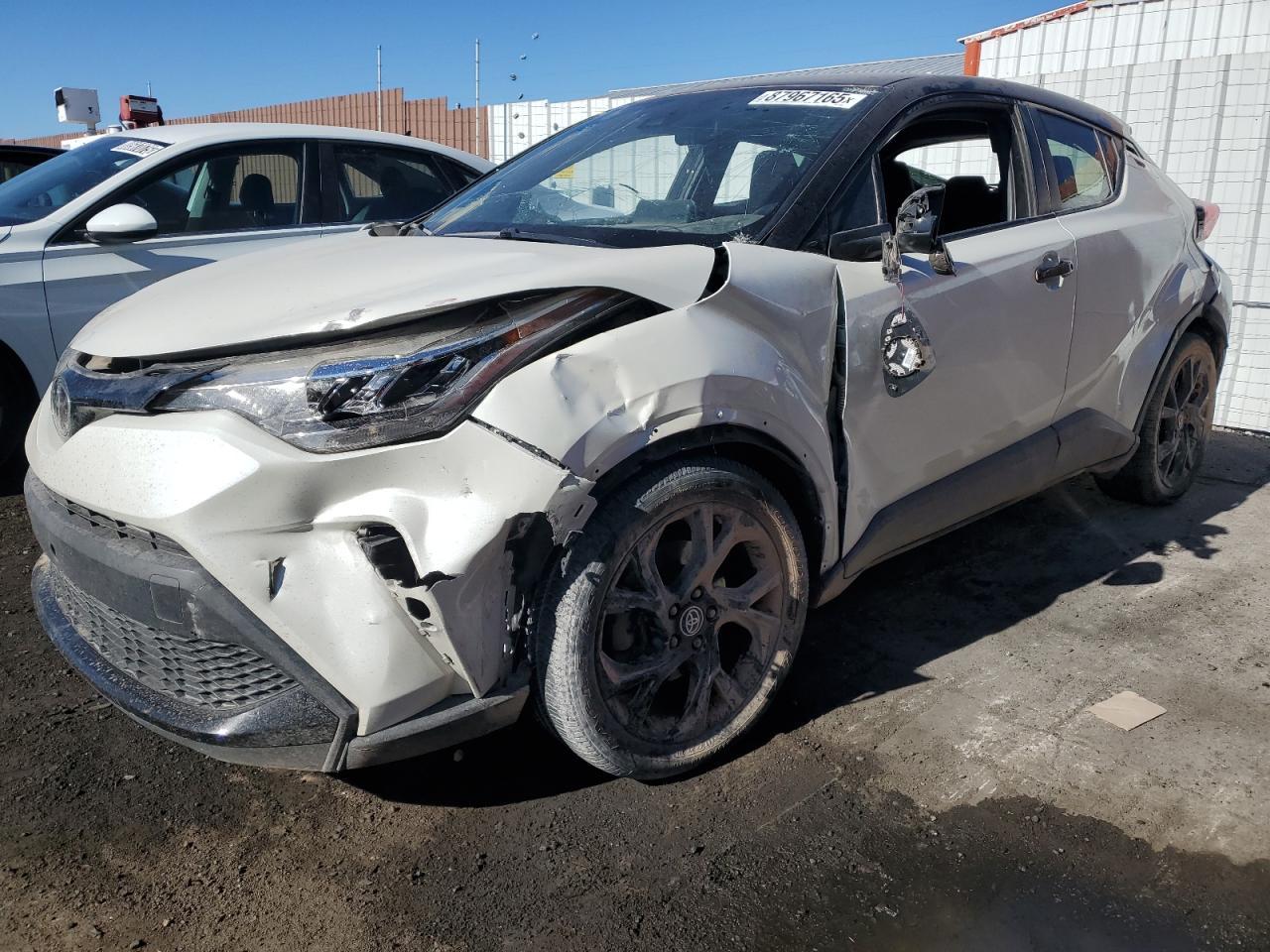2021 TOYOTA C-HR XLE
