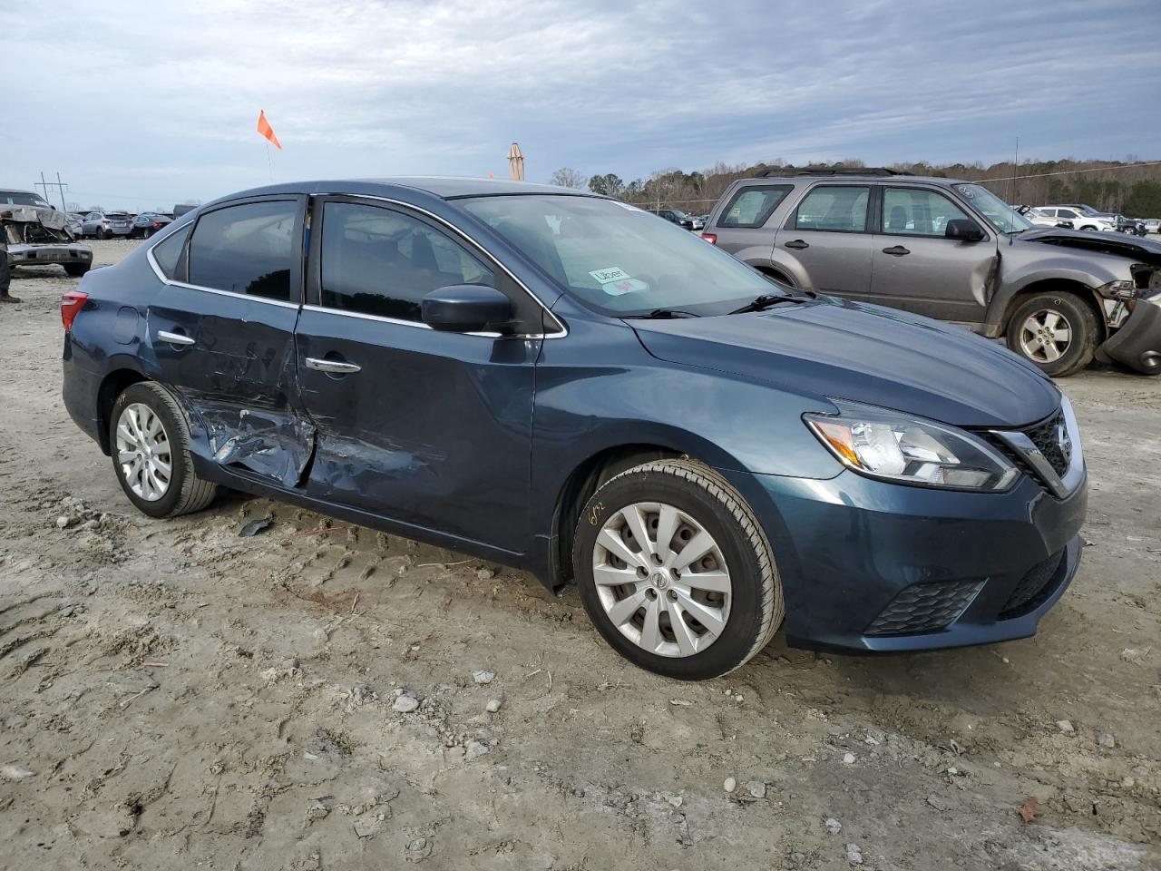 2017 NISSAN SENTRA S - Фото 4