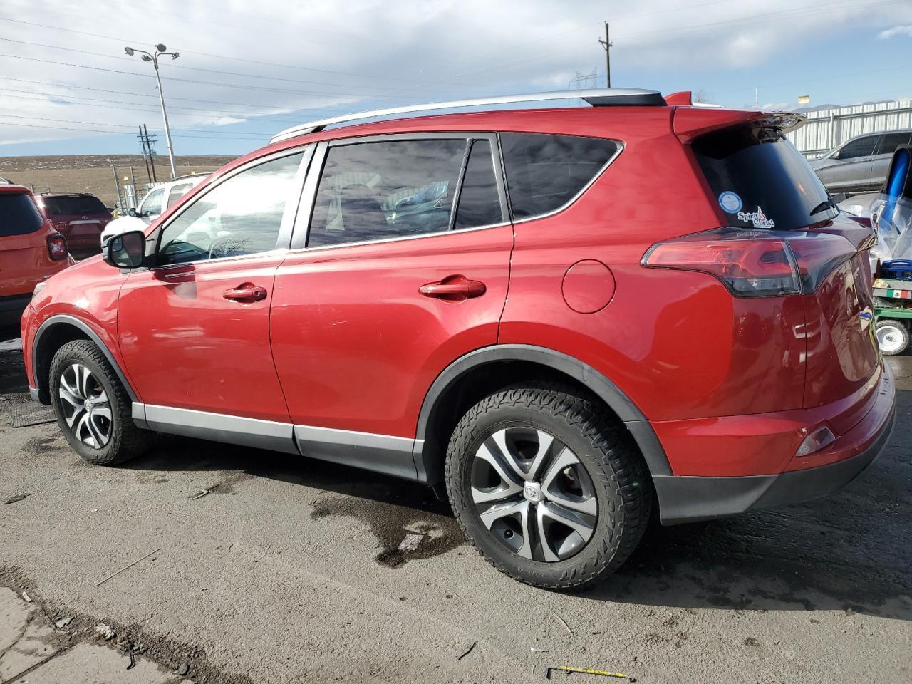 2016 TOYOTA RAV4 LE - Фото 2