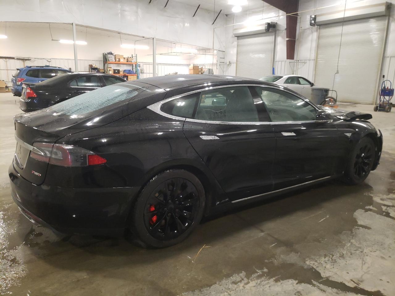 2015 TESLA MODEL S P8 - Image 3