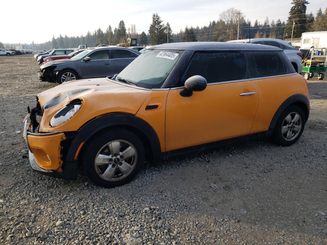 2017 MINI COOPER