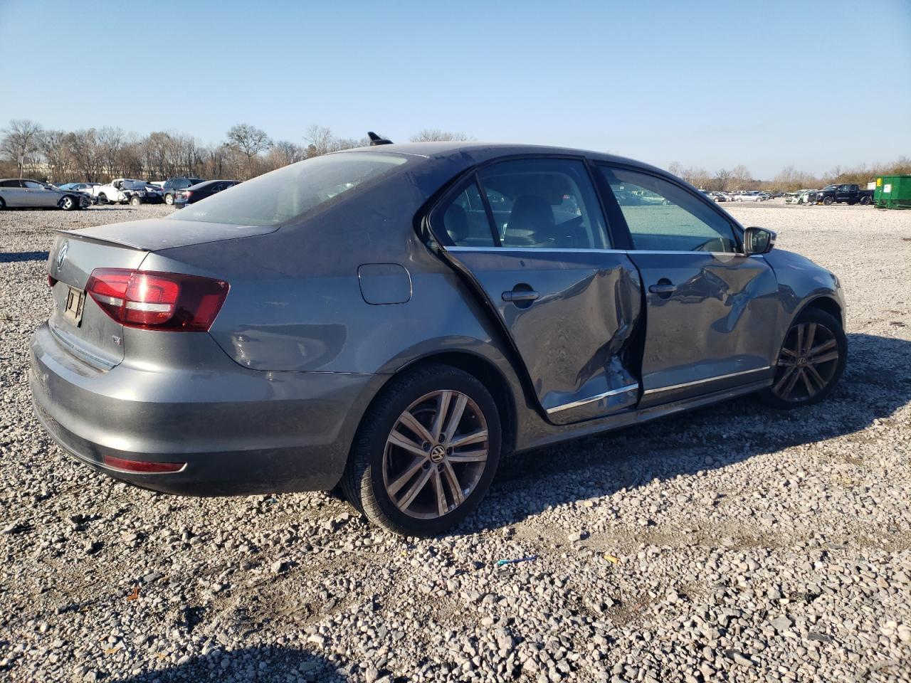 2017 VOLKSWAGEN JETTA SEL - Image 3