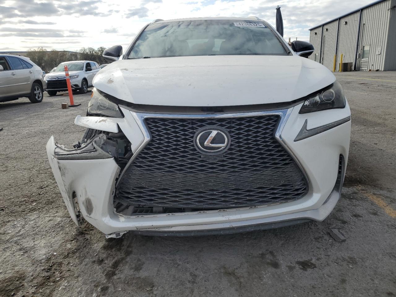 2015 LEXUS NX 200T - Image 5