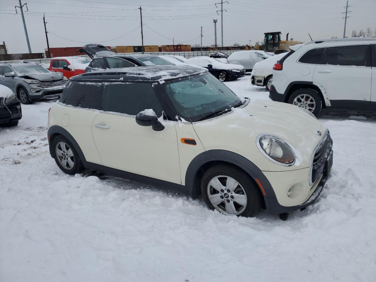 2017 MINI COOPER - Image 4