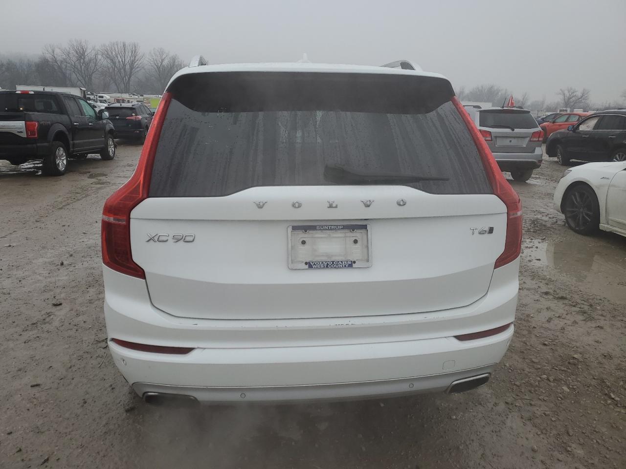 2016 VOLVO XC90 T6 - Фото 6