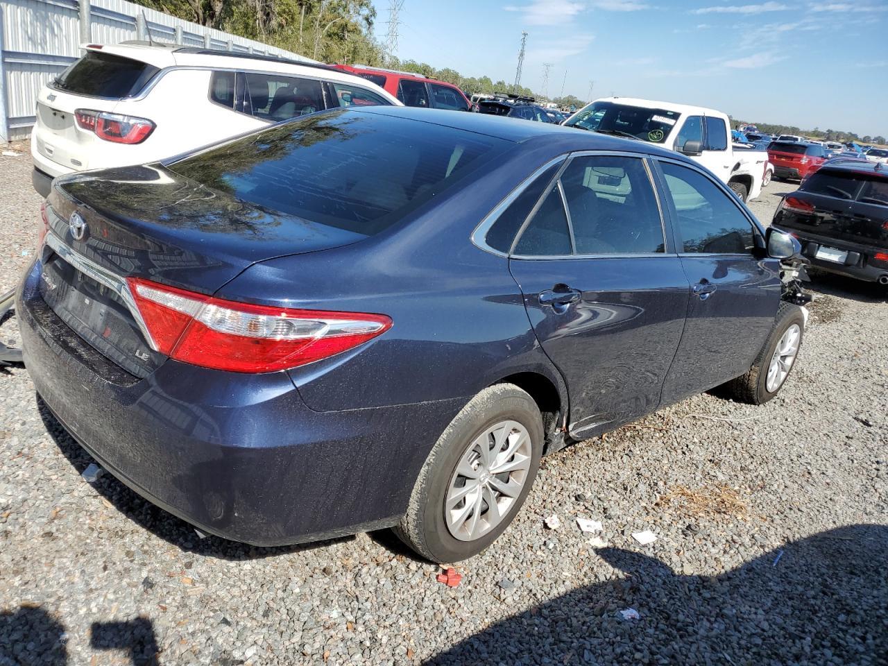 2017 TOYOTA CAMRY LE - Image 3