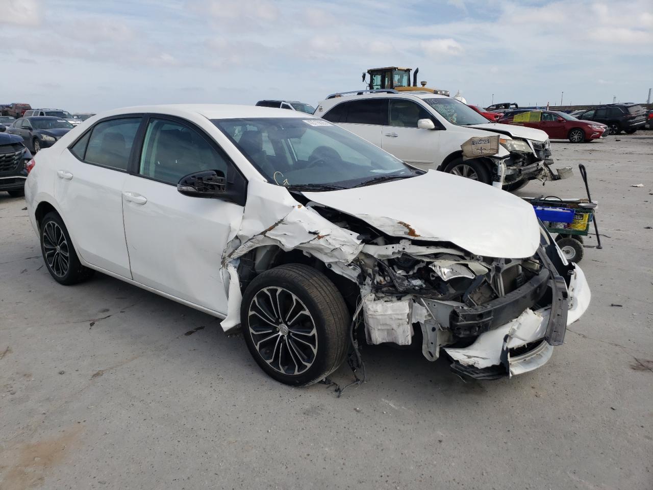 2015 TOYOTA COROLLA L - Image 4