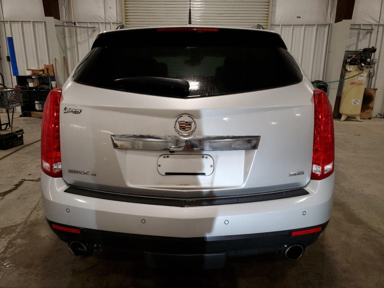 2013 CADILLAC SRX LUXURY - Image 6