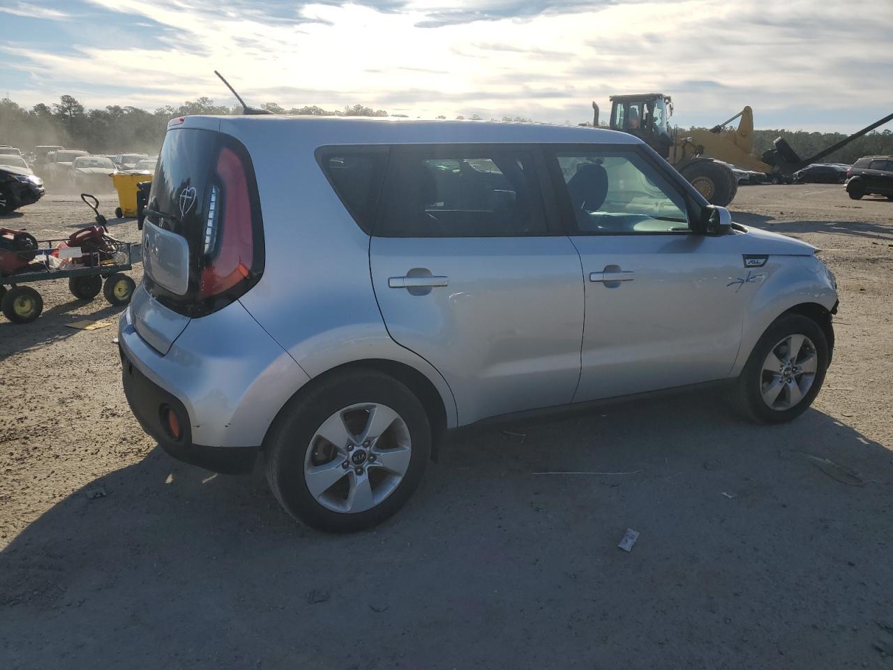 2017 KIA SOUL - Image 3