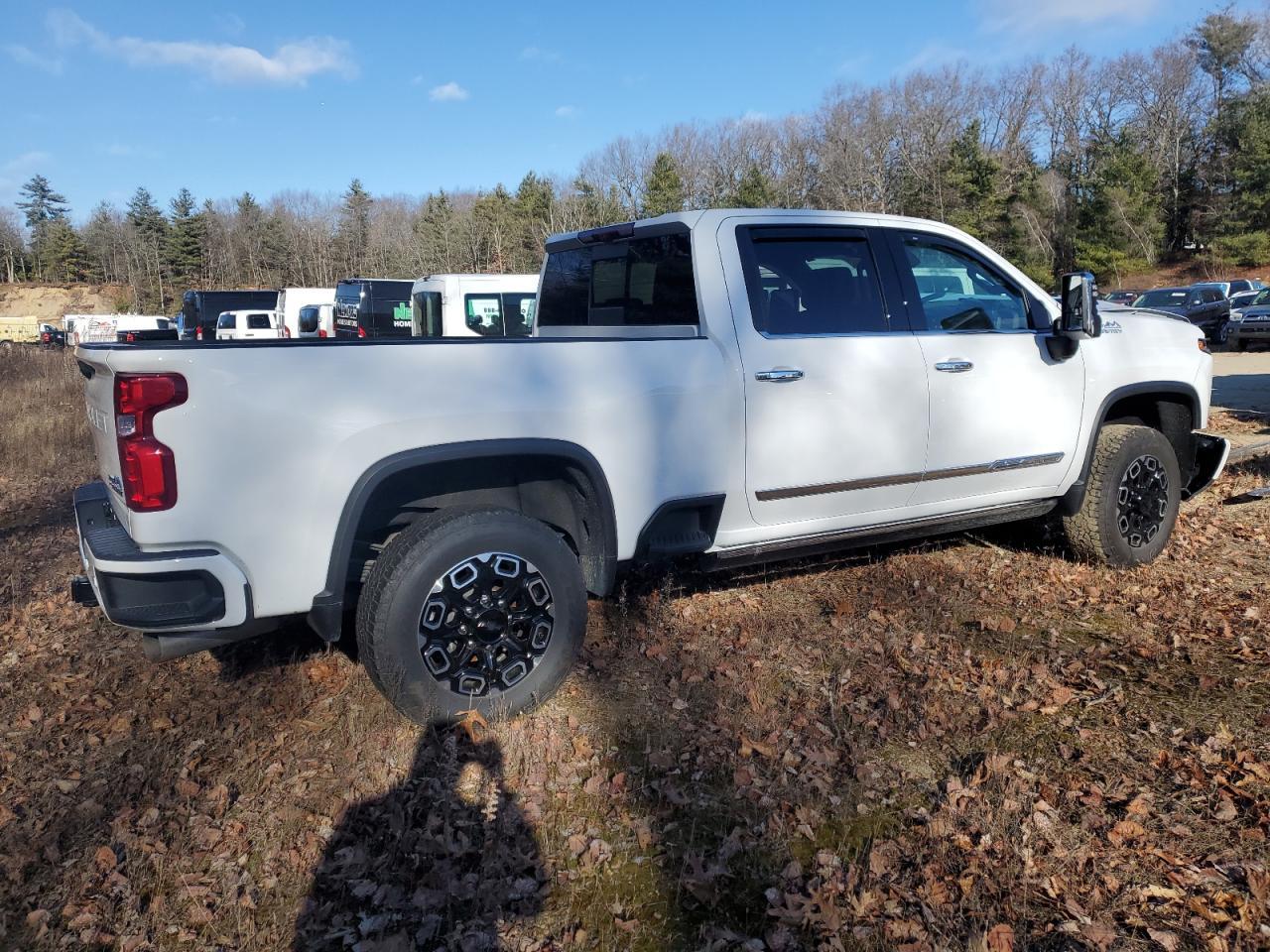 2024 CHEVROLET SILVERADO - Image 3