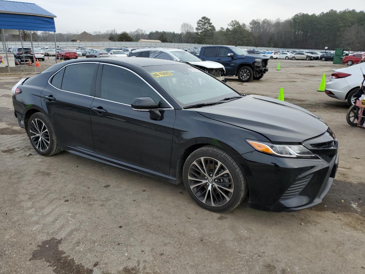 2018 TOYOTA CAMRY L - Фото 4