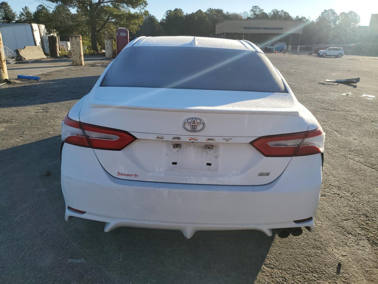 2020 TOYOTA CAMRY SE - Image 6