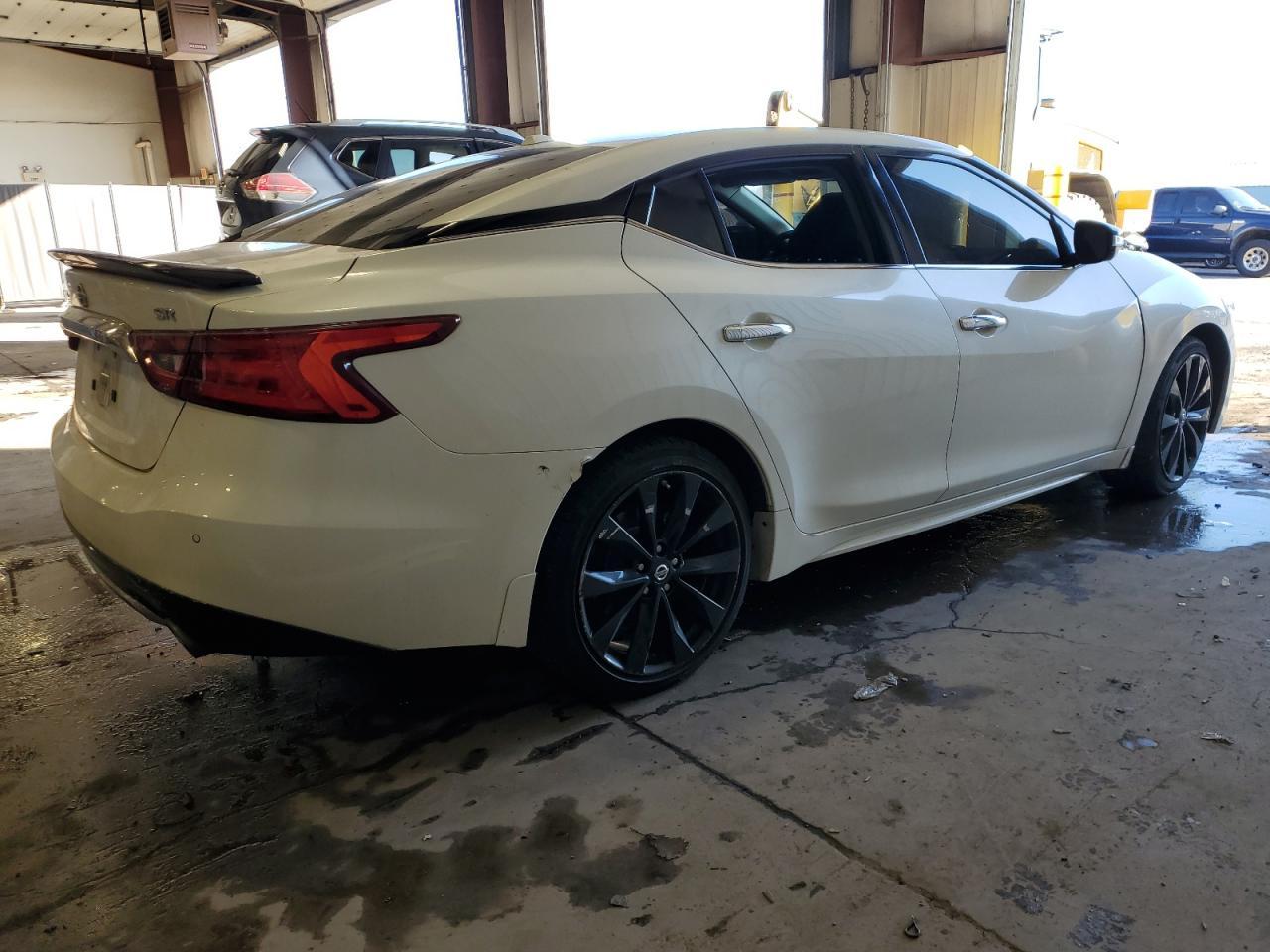 2017 NISSAN MAXIMA 3.5 - Фото 3