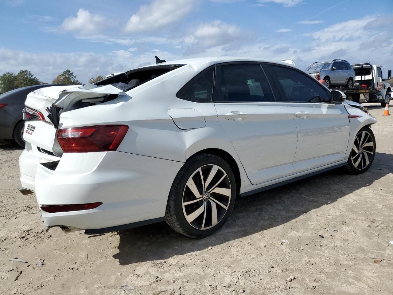 2020 VOLKSWAGEN JETTA GLI - Image 3