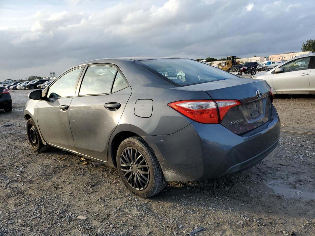 2014 TOYOTA COROLLA L - Image 2