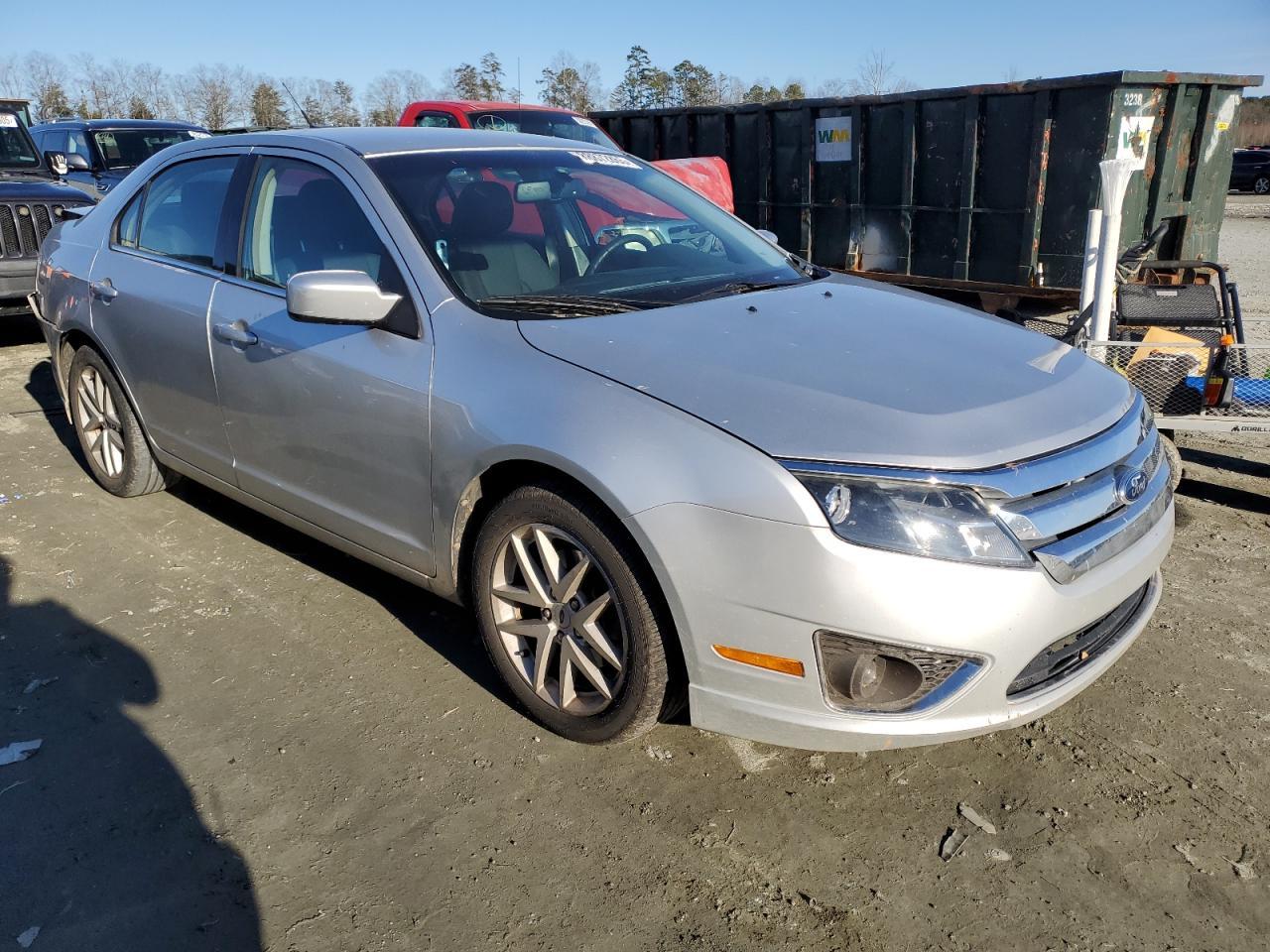 2011 FORD FUSION SEL - Image 4