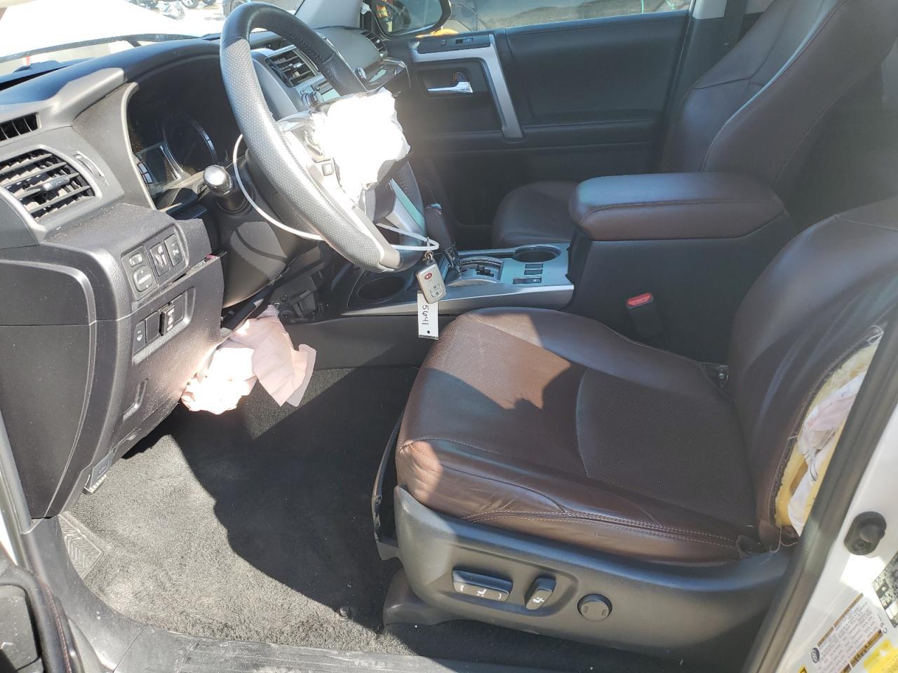 2019 TOYOTA 4RUNNER SR - Фото 7