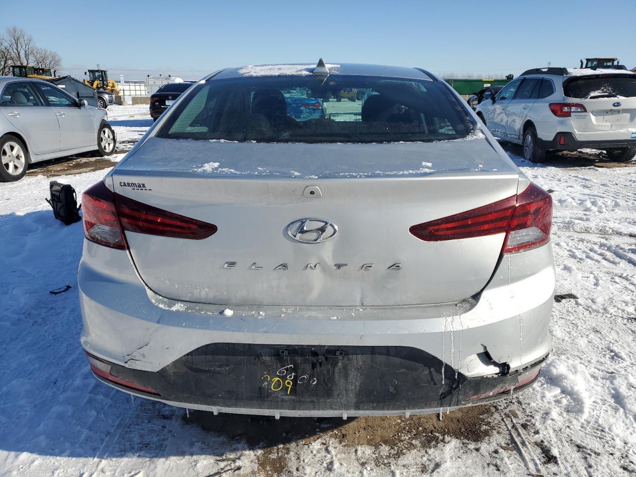 2019 HYUNDAI ELANTRA SE - Фото 6