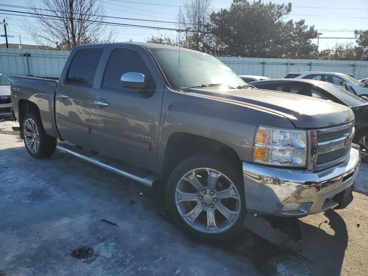 2013 CHEVROLET SILVERADO - Image 4