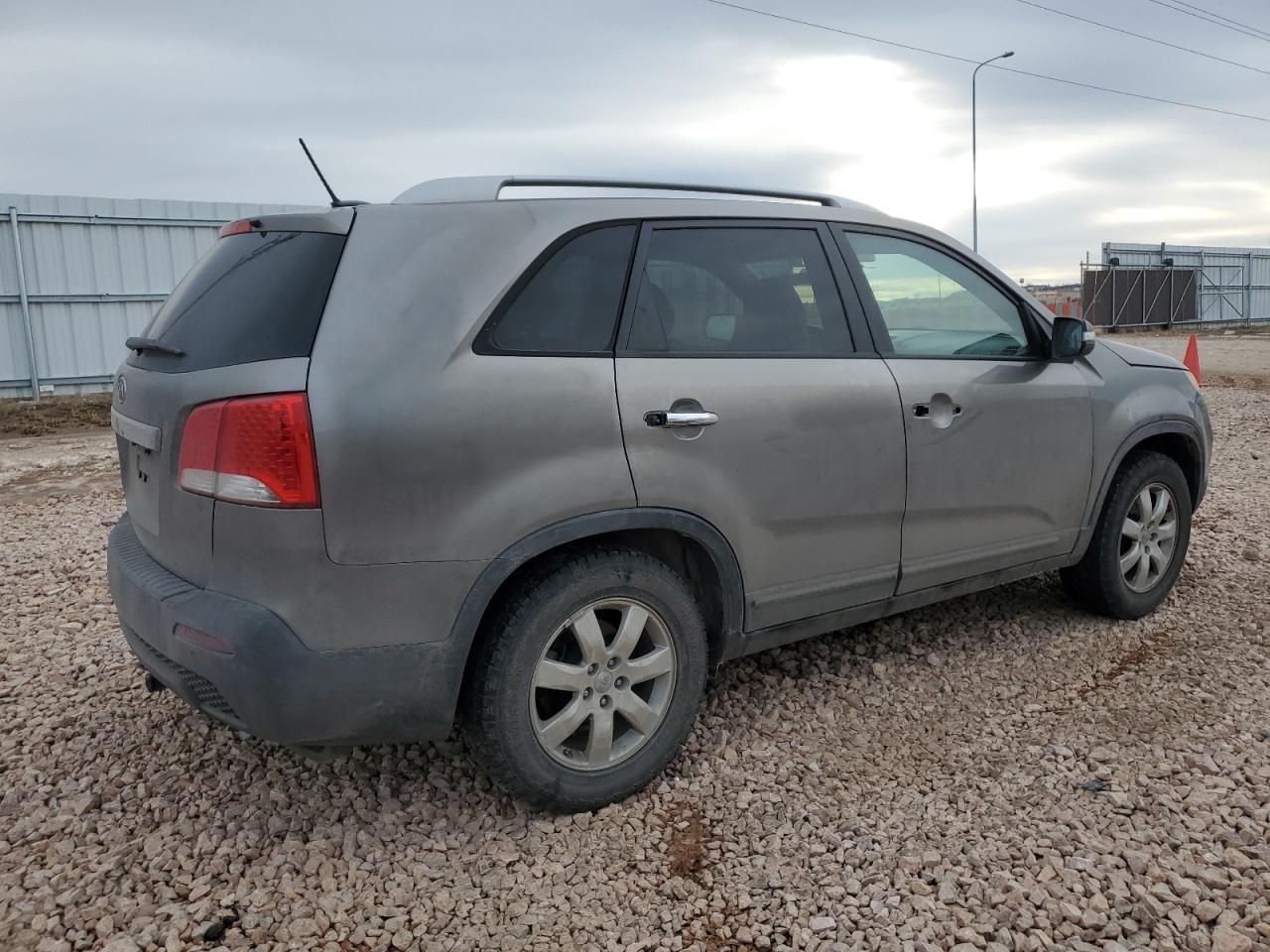 2012 KIA SORENTO BA - Image 3