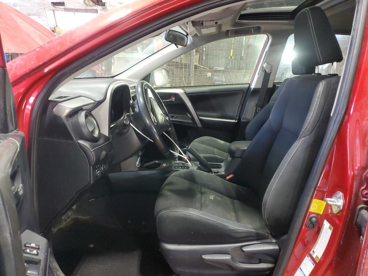 2017 TOYOTA RAV4 XLE - Image 7