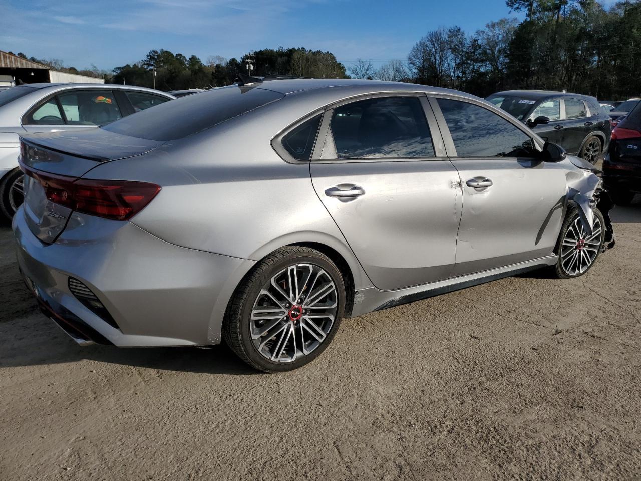 2024 KIA FORTE GT - Фото 3