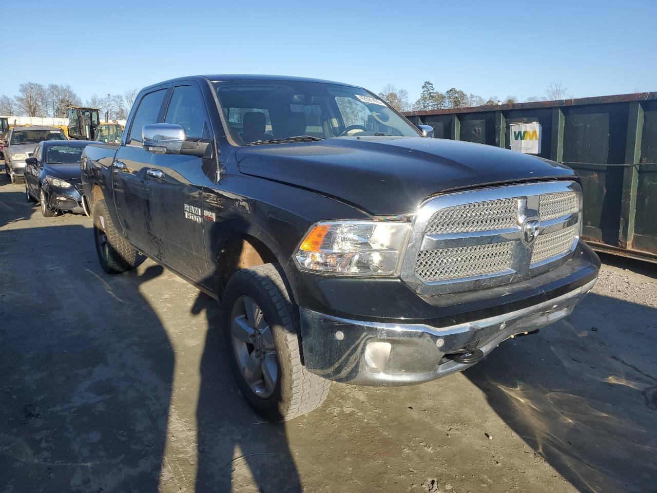 2017 RAM 1500 SLT - Image 4