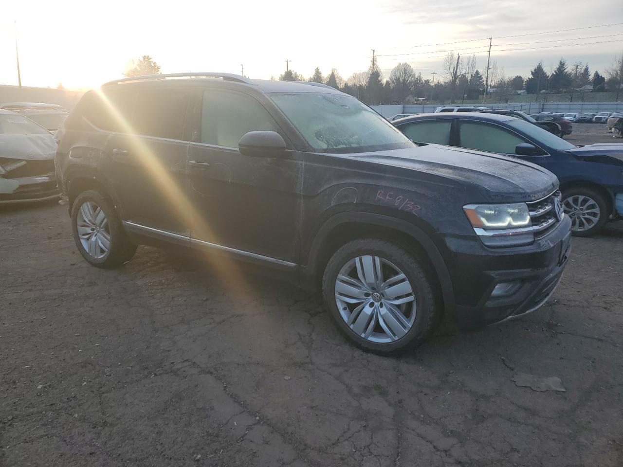 2019 VOLKSWAGEN ATLAS SEL - Image 4