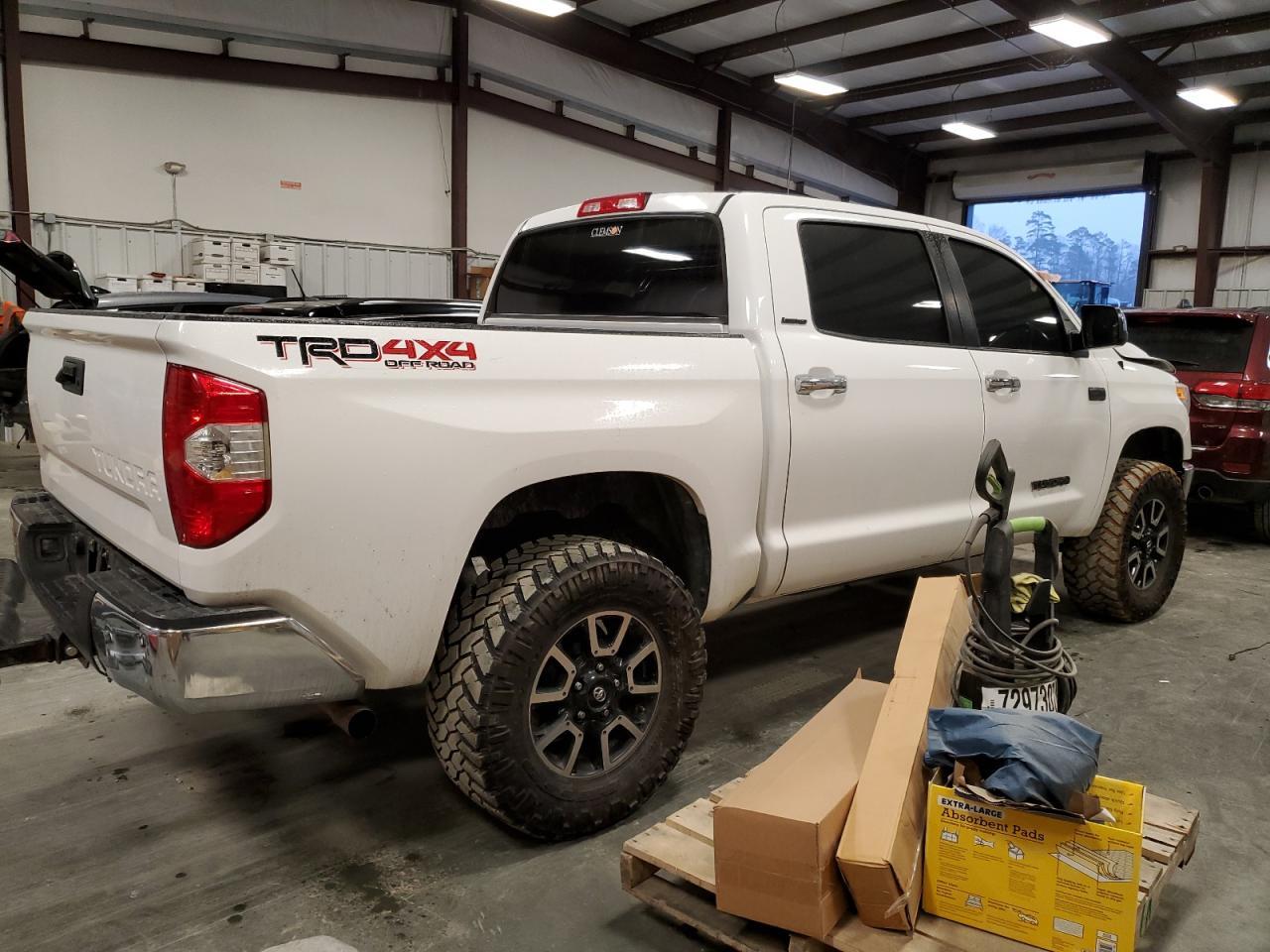 2015 TOYOTA TUNDRA CRE - Image 3