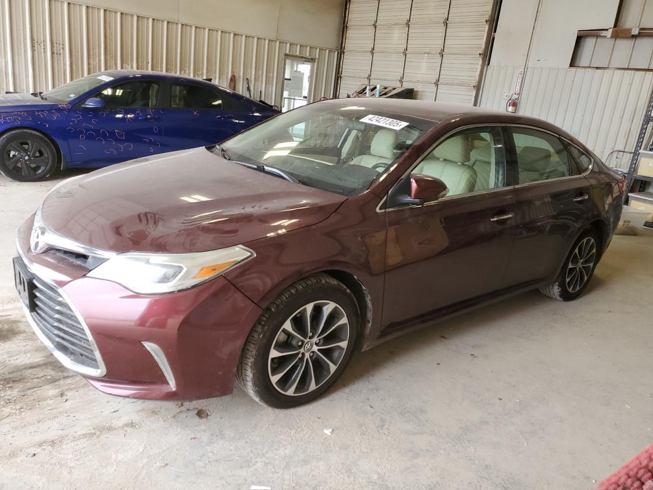 2016 TOYOTA AVALON XLE
