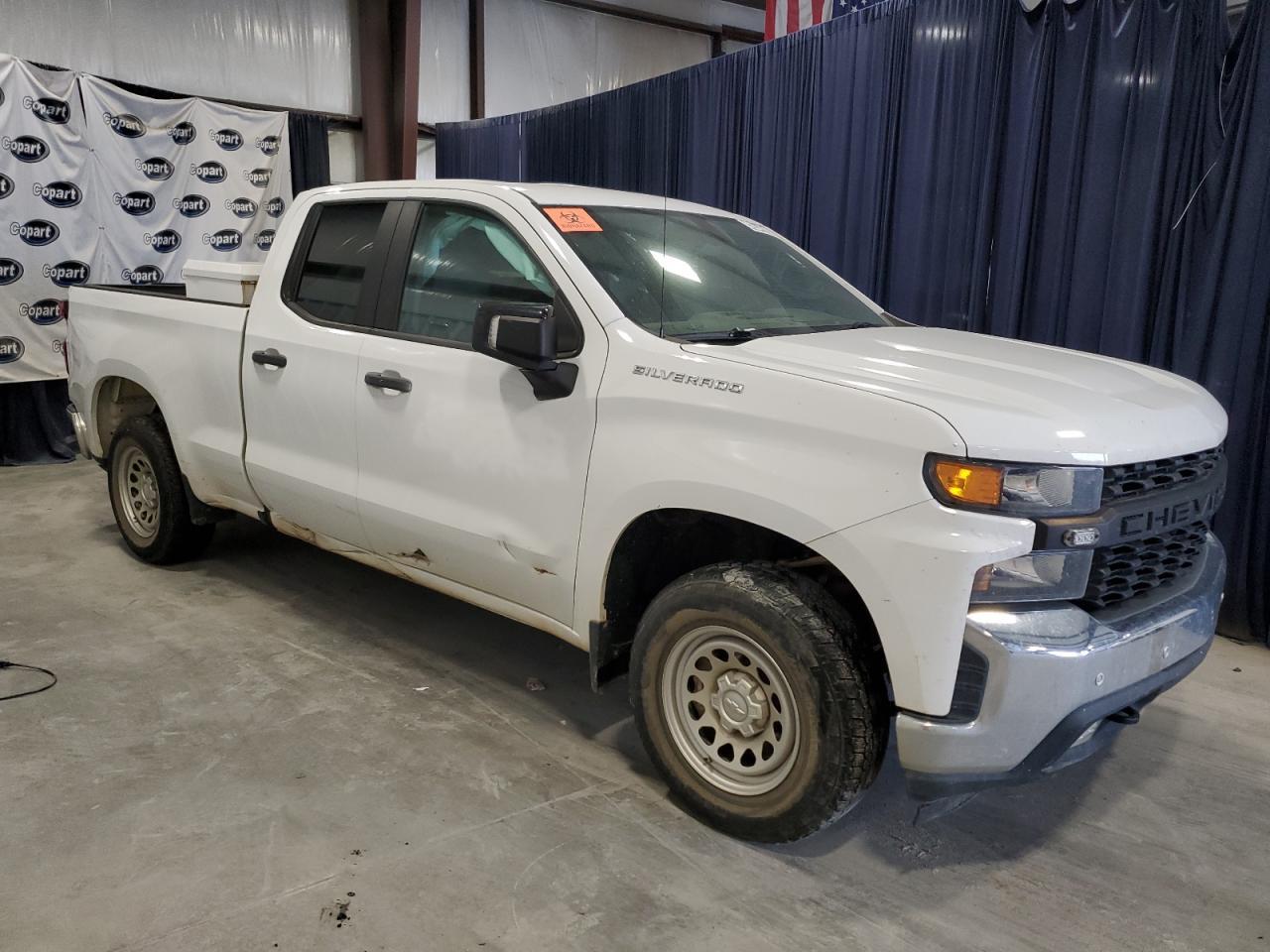 2021 CHEVROLET SILVERADO - Фото 4