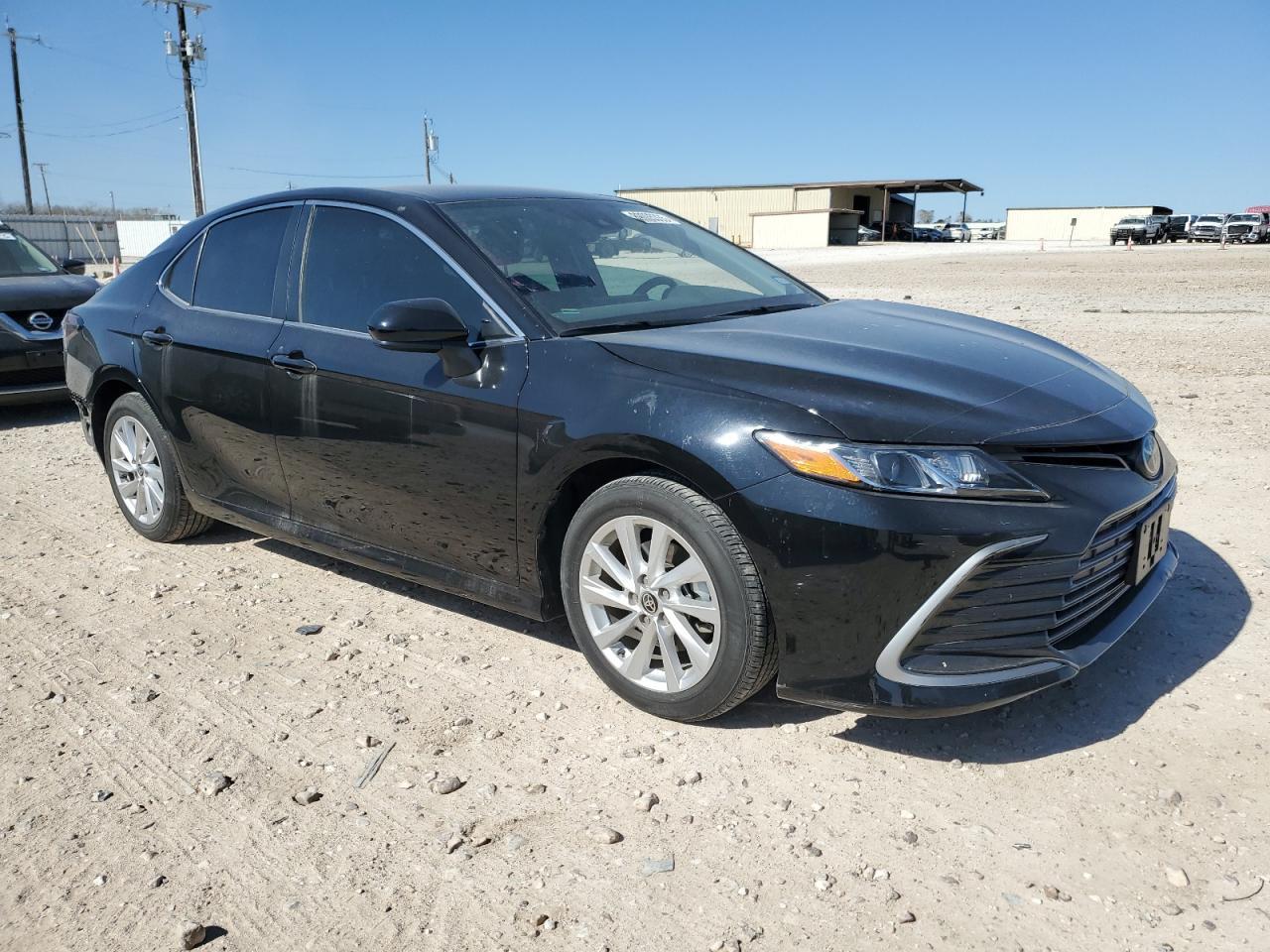 2023 TOYOTA CAMRY LE - Фото 4