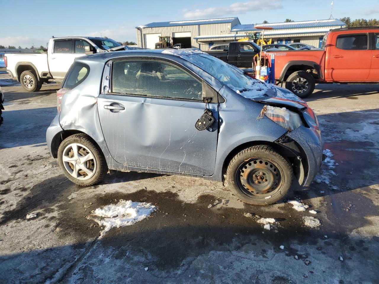 2012 TOYOTA SCION IQ - Фото 4