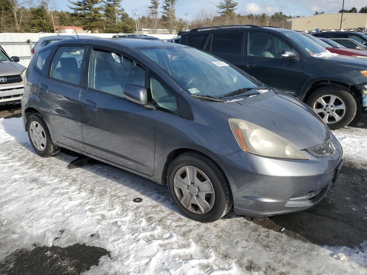 2013 HONDA FIT - Image 4