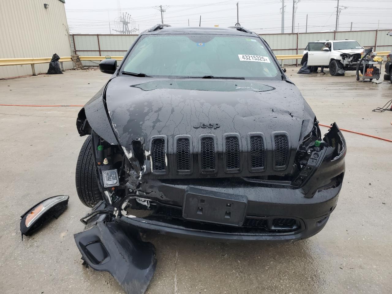 2017 JEEP CHEROKEE L - Image 5