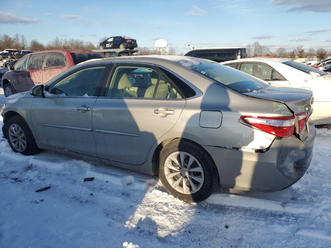 2017 TOYOTA CAMRY LE - Image 2