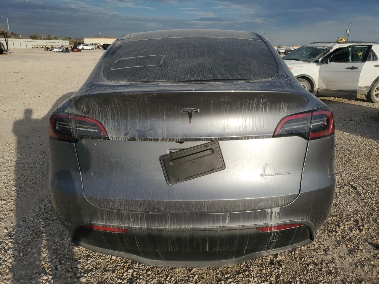 2024 TESLA MODEL Y - Image 6