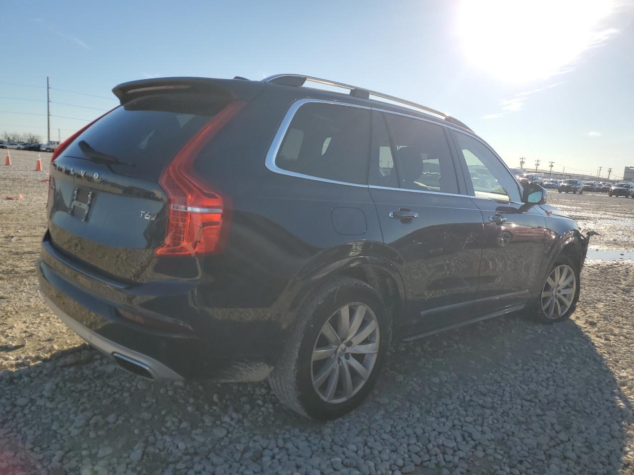 2016 VOLVO XC90 T6 - Фото 3
