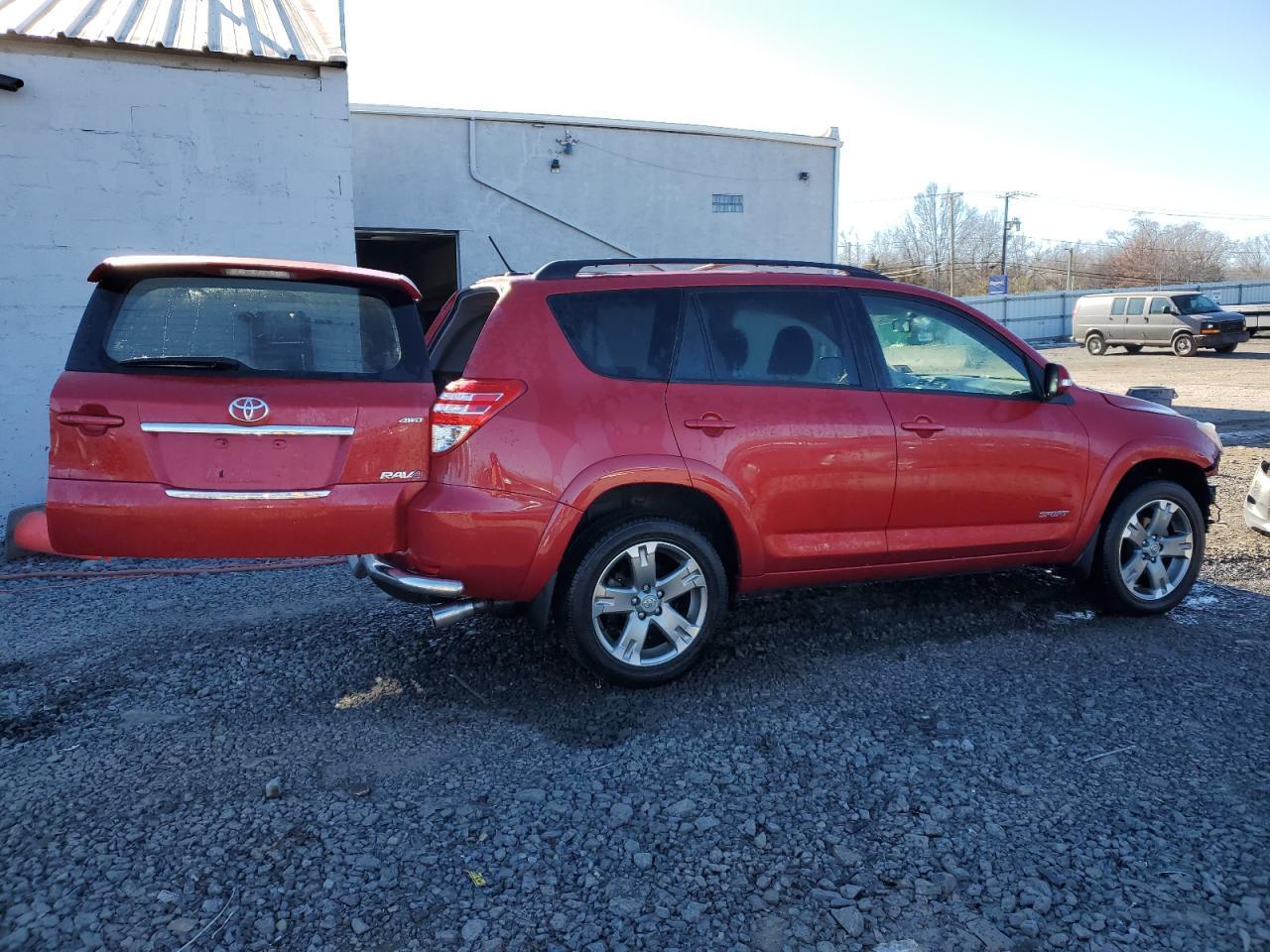 2011 TOYOTA RAV4 SPORT - Фото 3