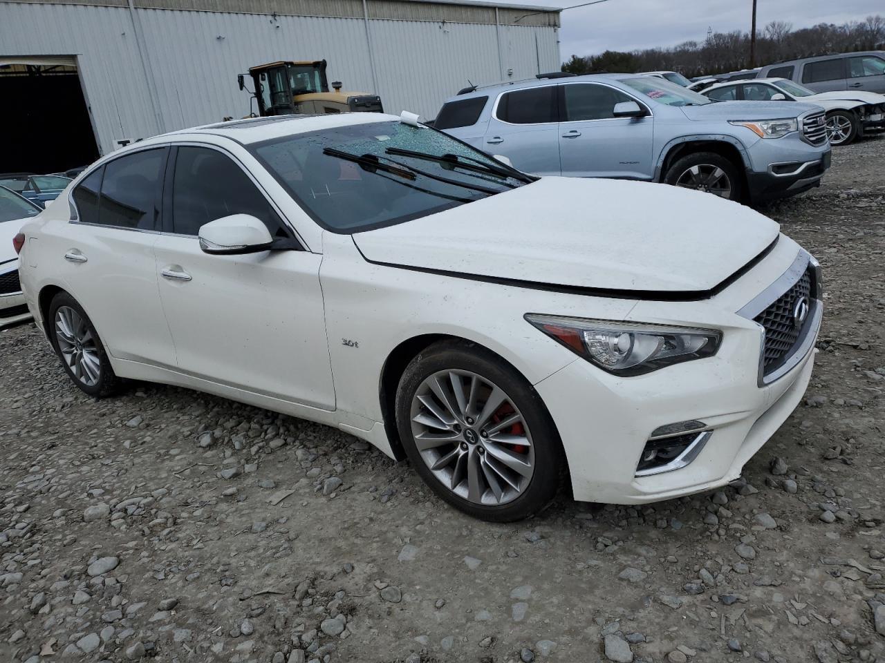 2018 INFINITI Q50 LUXE - Image 4