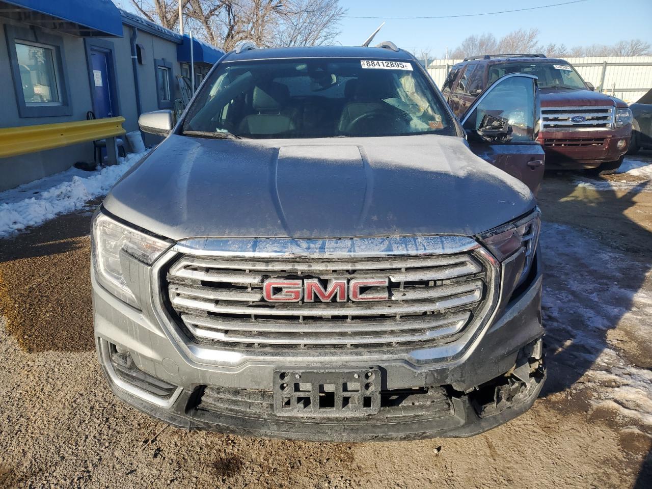 2023 GMC TERRAIN SL - Image 5