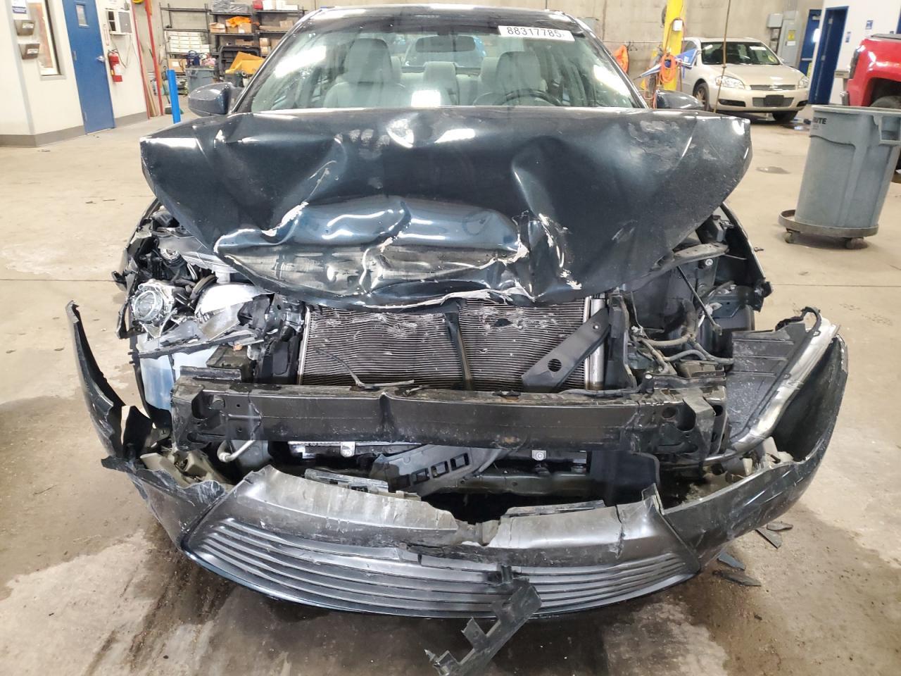 2016 TOYOTA CAMRY LE - Фото 5