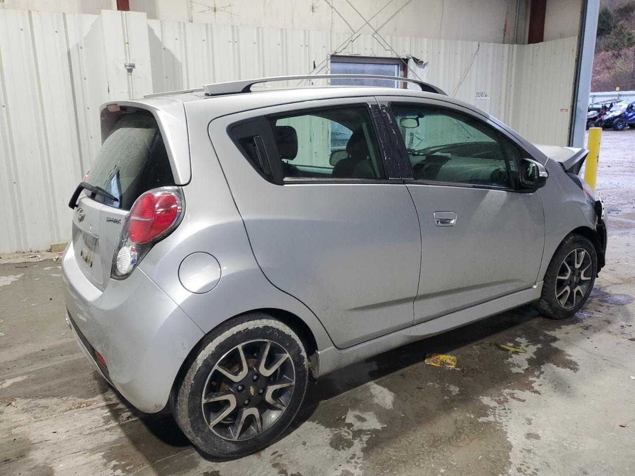 2015 CHEVROLET SPARK 2LT - Image 3
