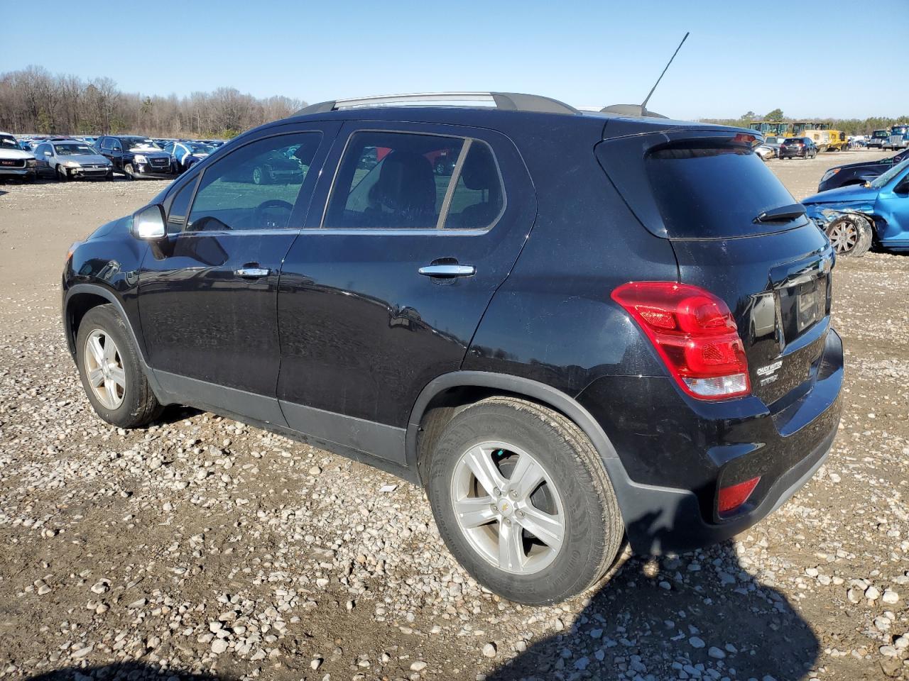 2019 CHEVROLET TRAX 1LT - Фото 2