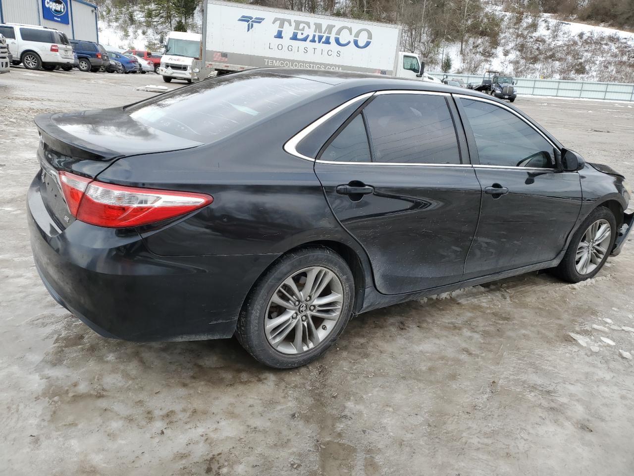 2015 TOYOTA CAMRY LE - Фото 3