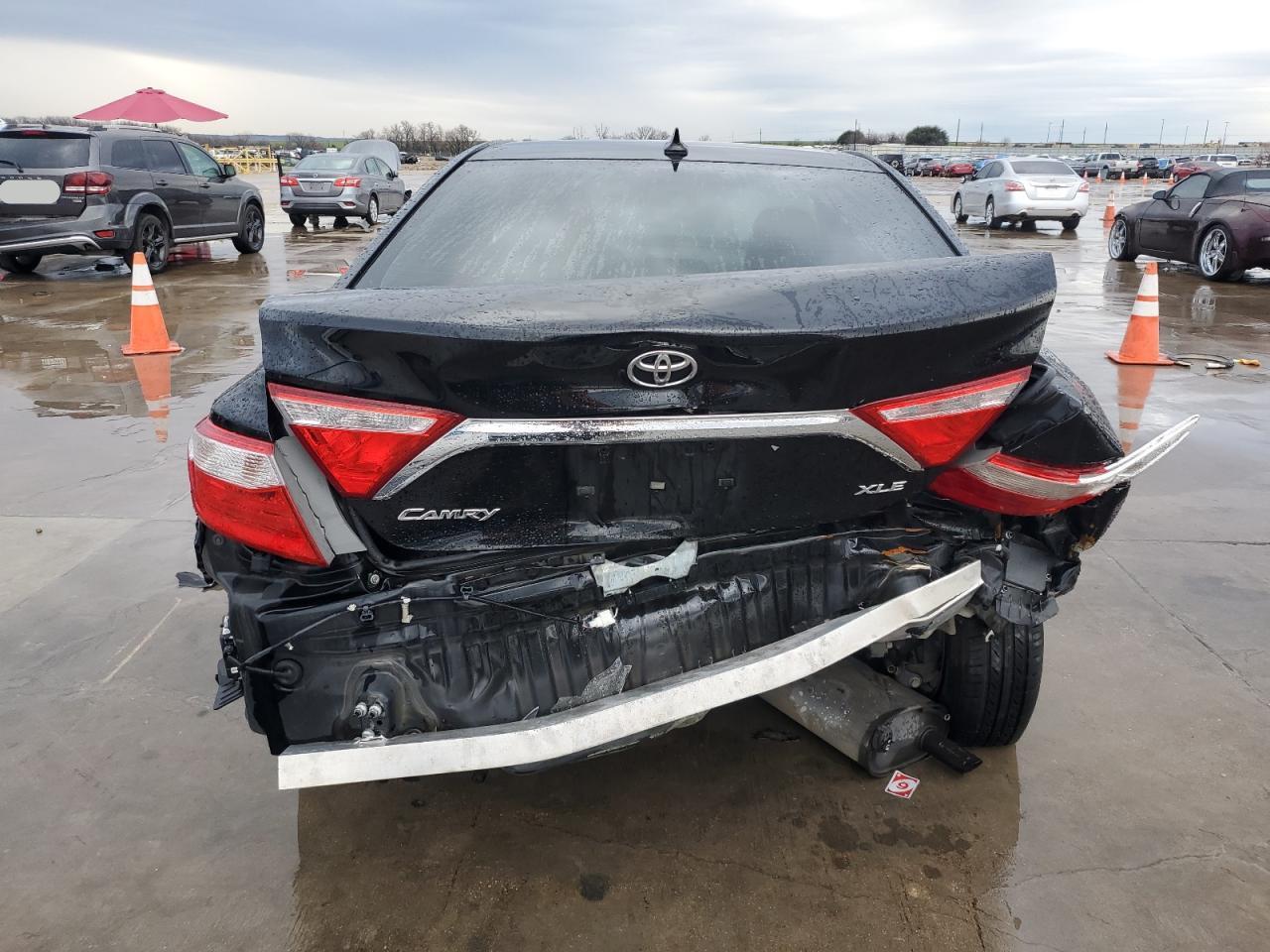 2017 TOYOTA CAMRY LE - Фото 6