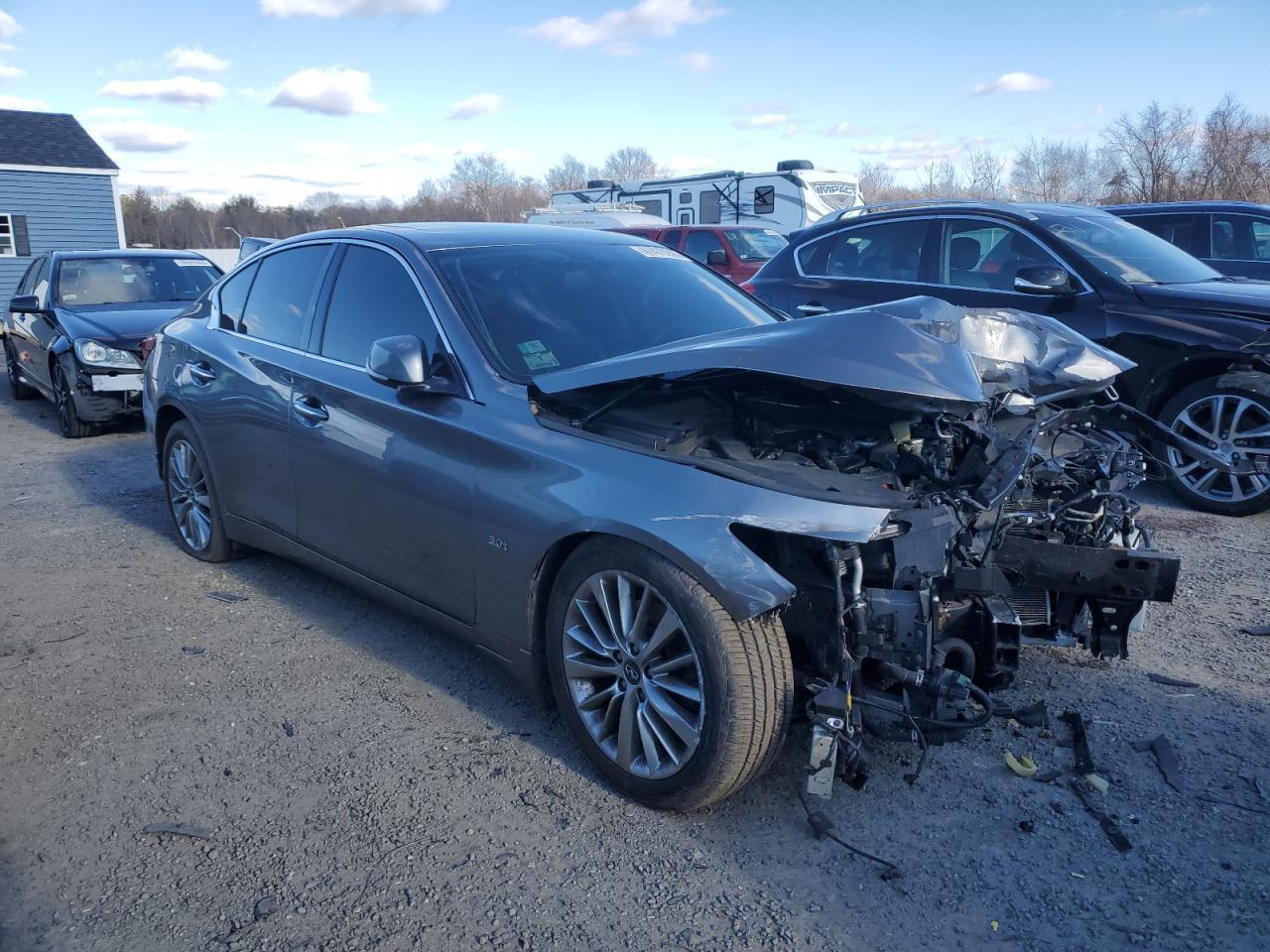 2018 INFINITI Q50 LUXE - Image 4