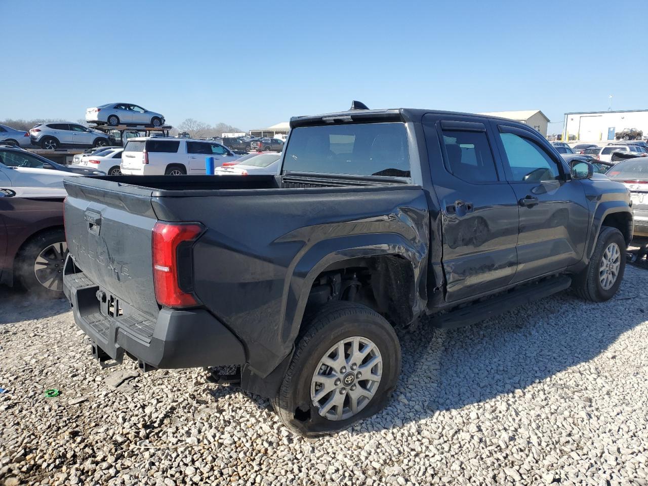 2024 TOYOTA TACOMA DOU - Фото 3