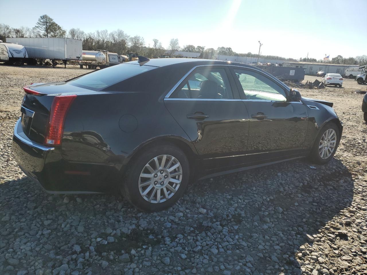 2011 CADILLAC CTS LUXURY - Image 3