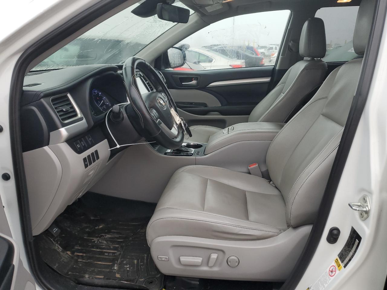 2019 TOYOTA HIGHLANDER - Image 7